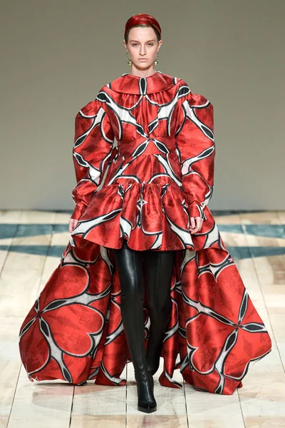 Look 33